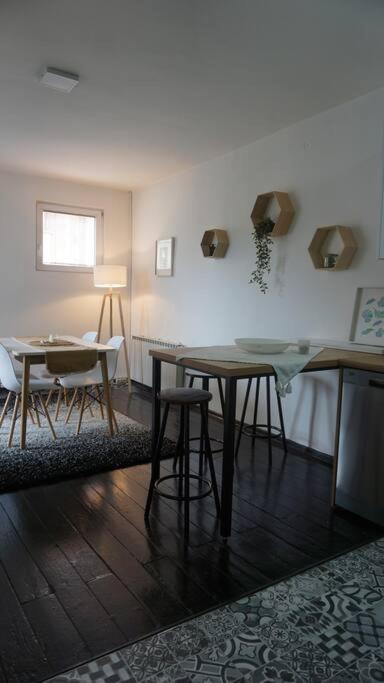 Cosy Apartment In The Heart Of Escópia Exterior foto